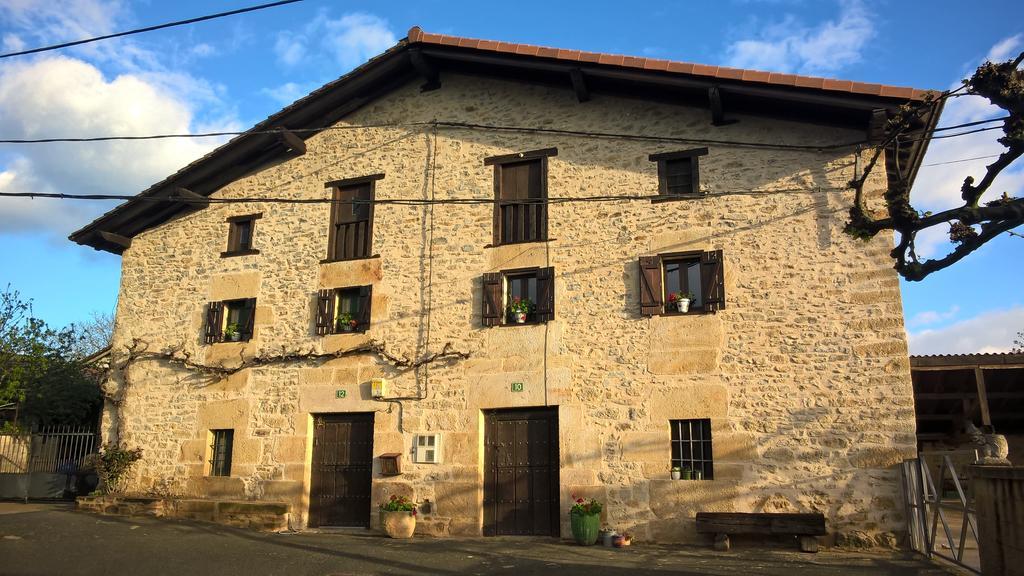 Mujika Etxea Holiday home *